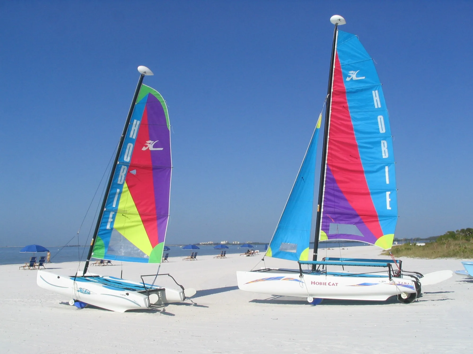 Best Western Sailboat Rental – 14′ Hobie Cat Image 1 Hobie Cat Rentals on Fort Myers Beach offer an outstanding opportunity to fly across the water